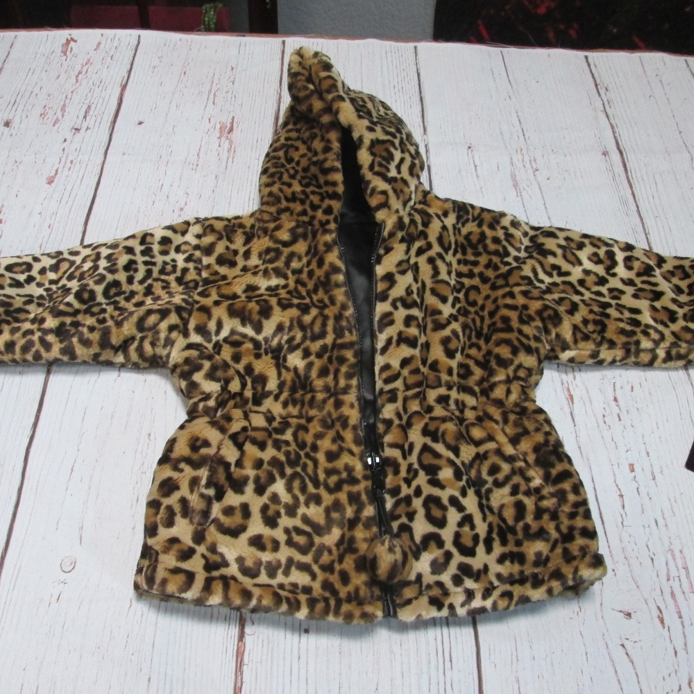 new BIG CHILL baby  girl  reversible faux fur vegan leather Jacket w/hoodie 24M
